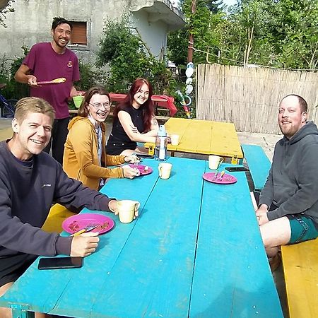 Pinegroove Hostel Vlora Exterior photo