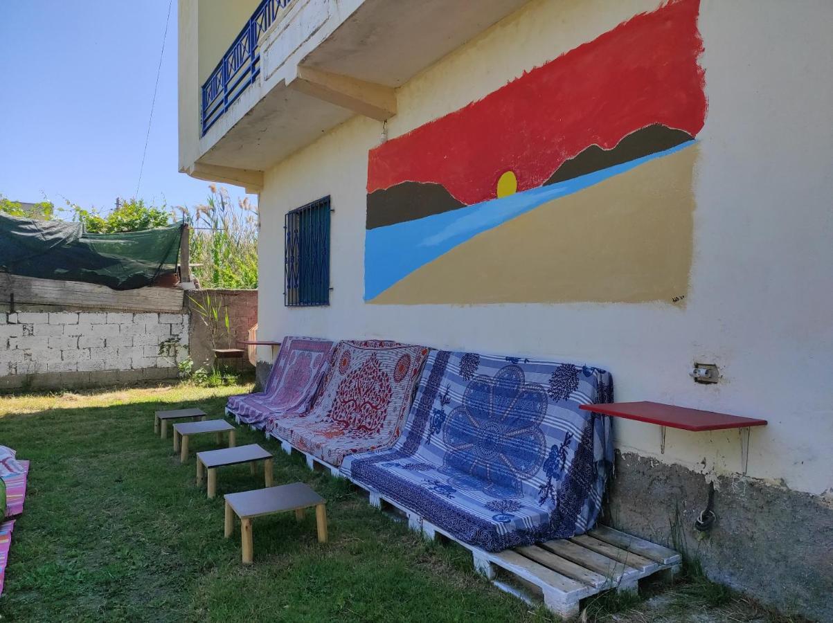 Pinegroove Hostel Vlora Exterior photo